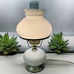 MILK GLASS 16” TABLE LAMP Antique Oil Lamp Style Vintage 1950’s 60s MCM‎ *READ
